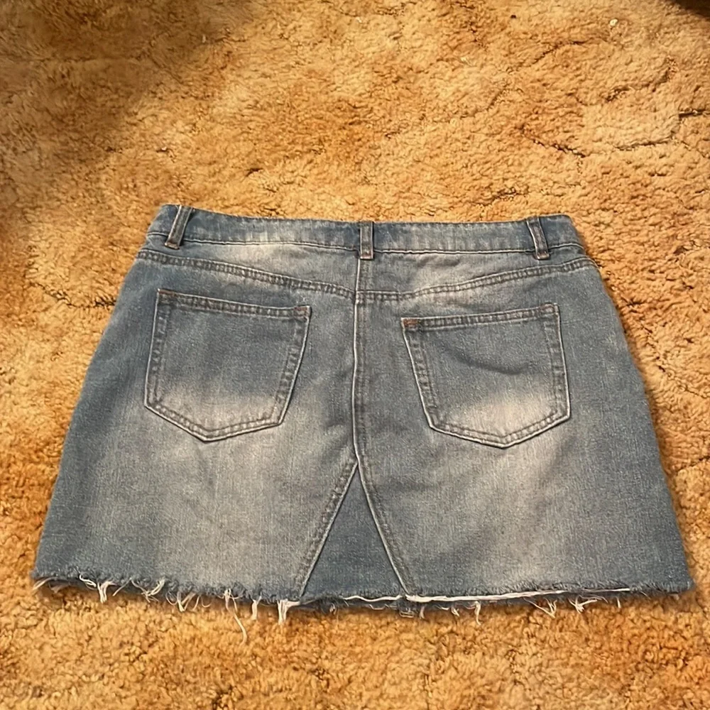 Jean skirt - Picture 3 of 3